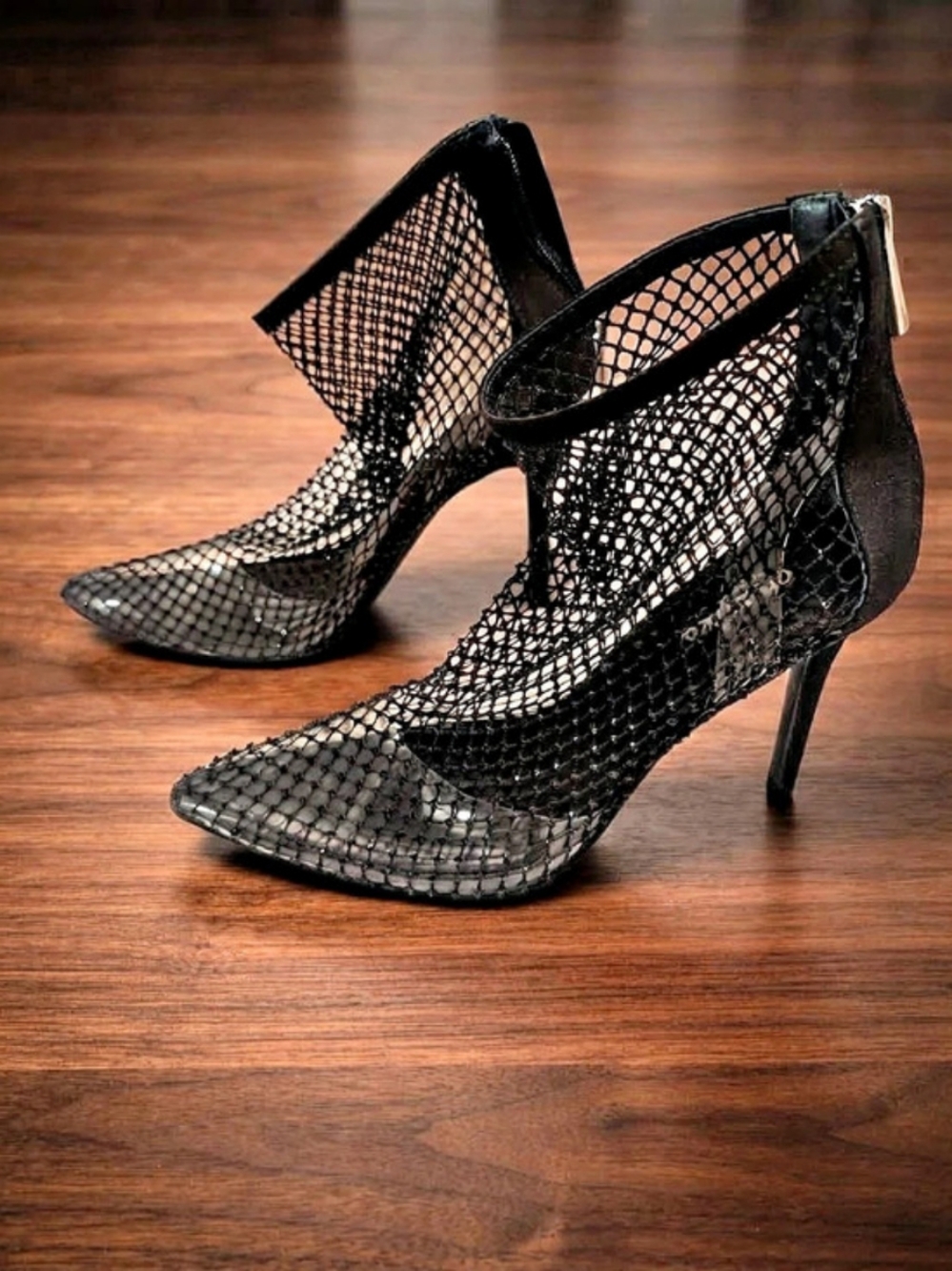 Charles David Black Mesh Pointed-Toe Heels Like New